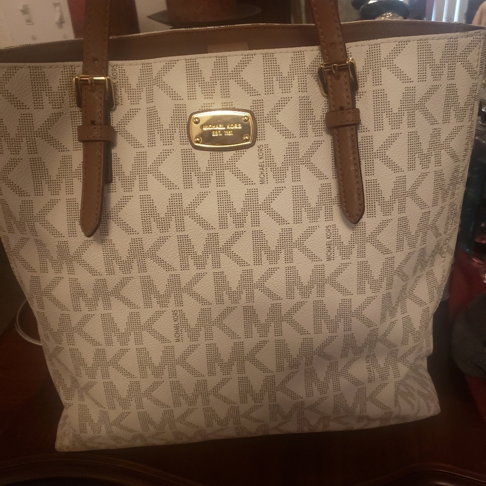 Handbag